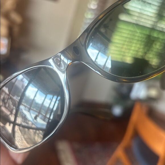 Ray-Ban New Wayfarer Tortoise Shell Sunglasses - Picture 8 of 9